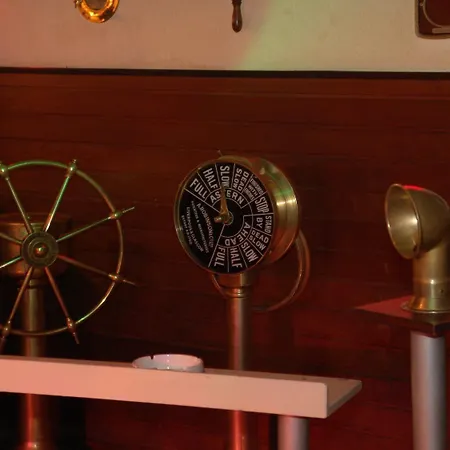 Altes Duesterbeck מלון