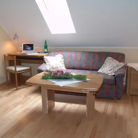 Altes Duesterbeck מלון 3*